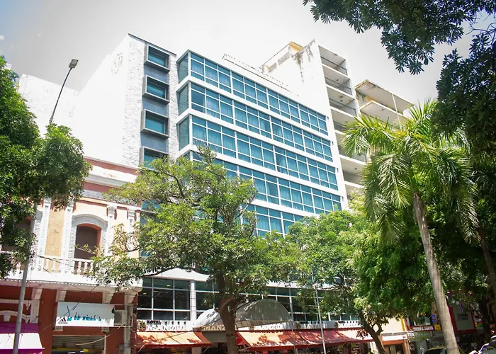 Hotel Manzur