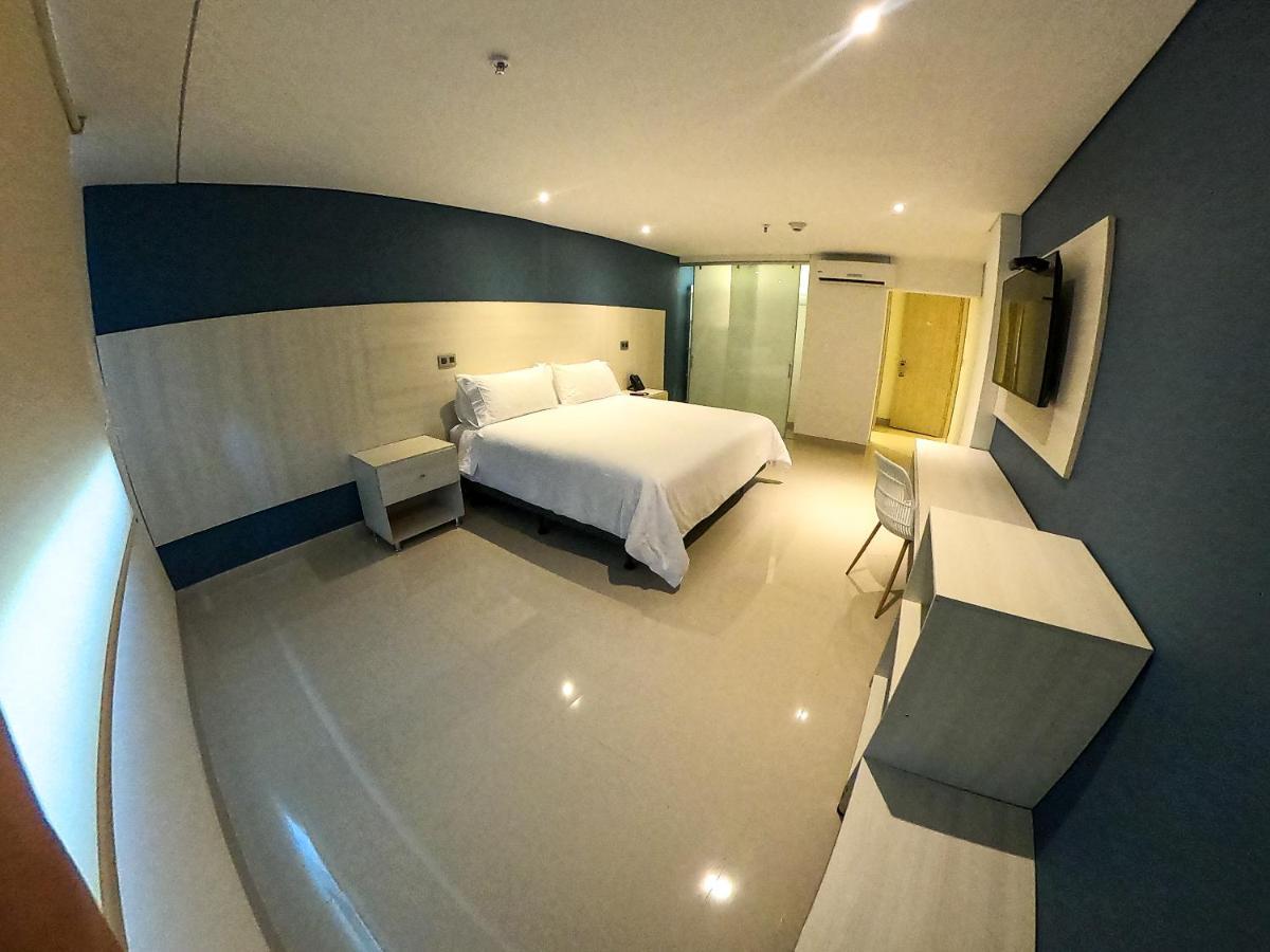 Hotel Manzur 4*